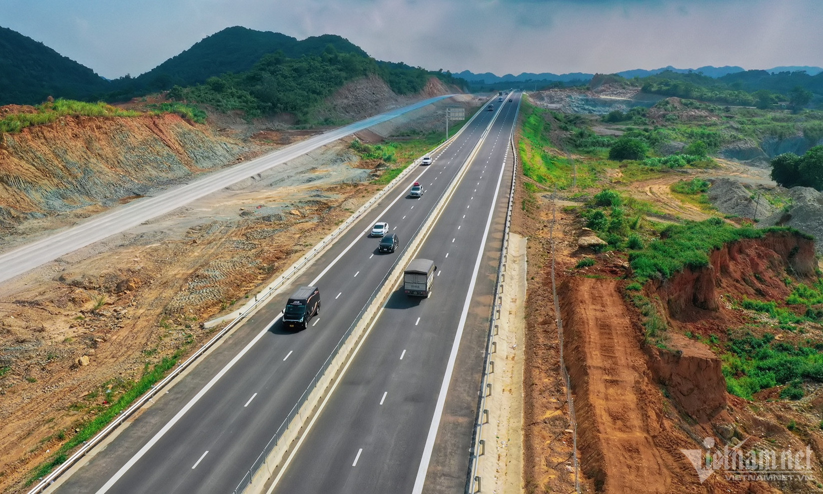 Cao tốc mà giới hạn tốc độ 80 km/h