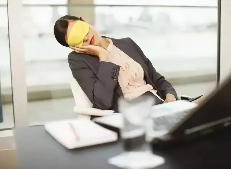 Người ngủ trưa 30 phút và 60 phút, ai khỏe mạnh hơn?